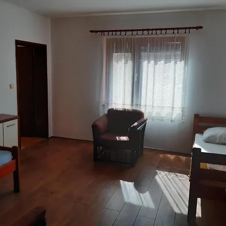 Apartment Prenociste Biker Friendly Pecinci